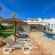 Luxury Villa Heated Pool, walk to São Rafael Beach, Albufeira