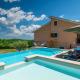 Villa Benjamin with pool and jacuzzi in Tinjan - Foto 1