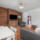 Shadyside, Pittsburgh, Modern and Accessible 2 Bedroom Unit2 with Free Parking - Photo 10
