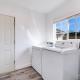 Modern Home - Family Fun Hub - Getaway - Billiards By Zen Living Short Term Rental, Glendora (foto 6)