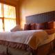 Lush Mountain Accommodations, Golden (foto 8)