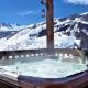 Charming Chalet w/ Mountain & Slope Views, Jacuzzi Vars - Foto 1