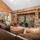 Starlight Summit - Walk to Slopes - Luxury cabin with game room, hot tub, and pool table Big Bear Lake - Fotografie 7