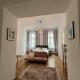Centrally-Located authentic apartment, Wien - Foto 1