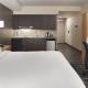 TownePlace Suites by Marriott Oshawa - Zdjęcie 10