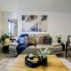3 BedRoom house, Sleeps 6 with Full Kitchen, Garden and Free Parking - FREE Wi-Fi near Milton Keynes Bowl, Bedford (fotografie 3)
