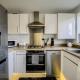3 BedRoom house, Sleeps 6 with Full Kitchen, Garden and Free Parking - FREE Wi-Fi near Milton Keynes Bowl, Bedford (fotografie 5)