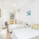 Beachfront 2 bedroom apt on best beach! RDR351, Marbella (zdjęcie 6)