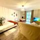 Grand Studio Chez Soi - Queen size bed - Terrasse, Oyonnax (fotografie 3)