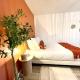 Grand Studio Chez Soi - Queen size bed - Terrasse, Oyonnax (fotografie 10)