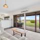 Sea Breeze - Spacious home with lovely ocean views, Port Elliot - Fotografie 4