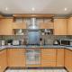 StarHost Residences - Modern 2 bed apartment at Imperial Court, Newbury, Newbury (fotografie 3)