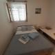 Apartments with a parking space , Krk - 21701, Malinska (Foto 9)