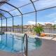 Gulf Access, Heated Saltwater Pool, Mini golf, Movie Room, Sleeps 10 - Cape Coral Beach House, Cape Coral - Fotografie 2