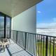 Ocean View with a beachfront pool at Ocean Trillium Condo ~ 402 New Smyrna Beach - Foto 2