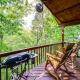 Tennessee Cabin with Balcony, Hot Tub and Pool Access! Sevierville - Foto 1