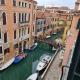 Ca' Cappello Venice Apartment 2 with Canal View Benátky - Fotografie 1