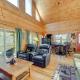 Creekside Cabin with Fire Pit and Hot Tub on Hemphill, Waynesville (Foto 6)
