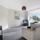 Spacious Living Room & Modern Comforts, Sleeps 4