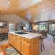 Alpen Glow by Tahoe Getaways - Private Hot Tub, Close to Northstar Carnelian Bay - Foto 6