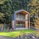 Chalet Luxe Timber Lodge & Yoga Loft by Interhome, Mladé Buky