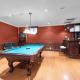 Luxury 4BR - Pool Table - 10 min to Yorkdale Mall, Toronto (foto 2)