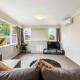 2-Bedroom Gem Near Eastern Auckland Beaches, Окленд - Фото 3