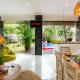 Lush tropical haven - 10 minute walk to Seminyak Beach - Photo 7
