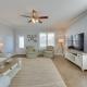 Townhome with 2 Decks Walk to Ocean!, Kure Beach - Fotografie 4
