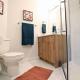 Central 3 Queen Beds, AC, Double Garage, Disney, Edmonton (foto 3)