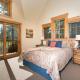Caleb's Getaway by Tahoe Getaways at Old Greenwood- 3BR w Bonus Room, Pets Welcome & Ski Shuttle!, Truckee - Foto 10