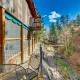 Riverside Retreat with Screened Porch 6 Mi to Taos!, Taos