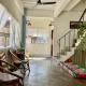 Baan KhaoSoi - Private room in a rooftop hostel 3rd floor, Khlong San (Foto 8)