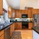 Wolf Den - Bright Open Concept 3 Bedroom- Hot Tub, Pet-Friendly, Minutes from Skiing!, Tahoma (foto 6)