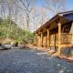 Blowing Rock Escape with Covered Deck and Fire Pit - Foto 1
