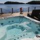 Stunning log cabin 45m2 on the shore of Kallavesi.