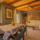 Rustica Luxury with lots of comfort and space and a fantastic view, Zubovići