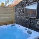 Luxury 1 bed Villa - great location - Peaceful-Hot Tub Bowness-on-Windermere - Photo 8