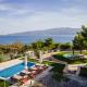 Cavos Boutique Homes, Isthmia