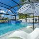 Kayaks, Boat Dock, Heated Pool & Spa, Outside Kitchen, Tiki Hut - Villa Pedro - Roelens Vacations Cape Coral - Foto 4