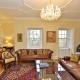 Elegant 3-Bedroom Ramsay Garden Apartment in Edinburgh City Centre Эдинбург - Фото 4