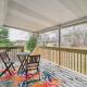 Vine Grove Home with Deck, 4 Mi to Saunders Springs!, Radcliff - Fotografie 2