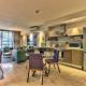 Luxury 1 Bedroom apartment in Canal Quays, Кейптаун - Фото 1