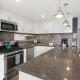 Stunning Beach Home - large patio, parking, ac & dog friendly!, San Diego (zdjęcie 3)