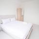 Best Choice 2BR at Puncak Dharmahusada Apartment Surabaya By Travelio, Surabaja (fotografie 2)
