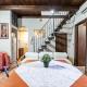 GuestHost - Castello Ursino Apartment with Balcony, Catania (Foto 5)