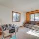 Pet-Friendly Home in Truckee with Balconies and Grill! Траки - Фото 4