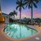 Heated Pool, Kayaks, Sleeps 9 - Port Royal Cape Coral - Fotografie 2