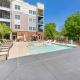 DT Charm Apt with Pool,Gym,Wine,WKSpace, Free Parking Charlotte - Foto 2