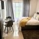 Flat in umhlanga Durban - Photo 4
